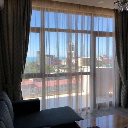 Nano'S Exclusive Fashionable Apartment Батуми Екстериор снимка