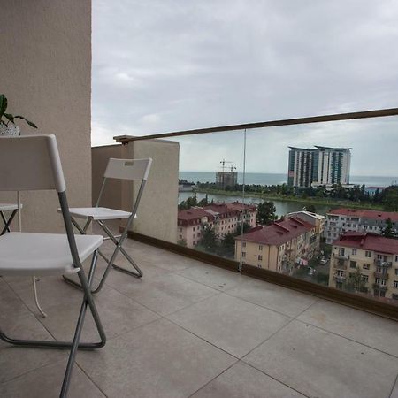 Nano'S Exclusive Fashionable Apartment Батуми Екстериор снимка
