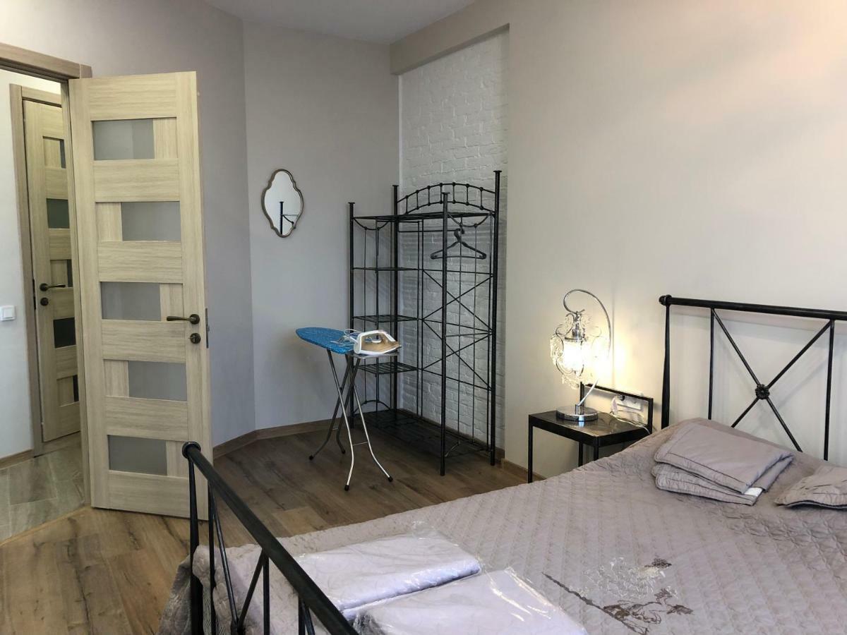 Nano'S Exclusive Fashionable Apartment Батуми Екстериор снимка