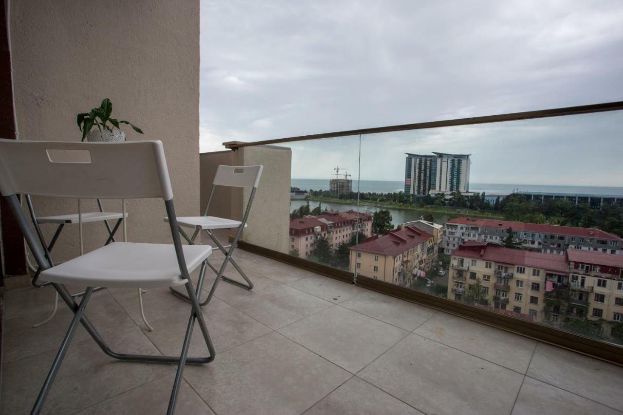 Nano'S Exclusive Fashionable Apartment Батуми Екстериор снимка