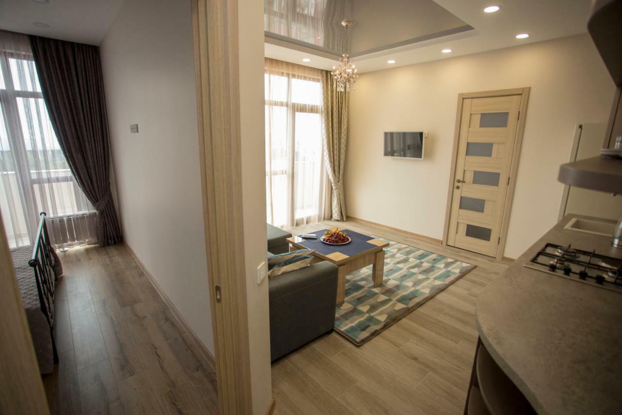 Nano'S Exclusive Fashionable Apartment Батуми Екстериор снимка