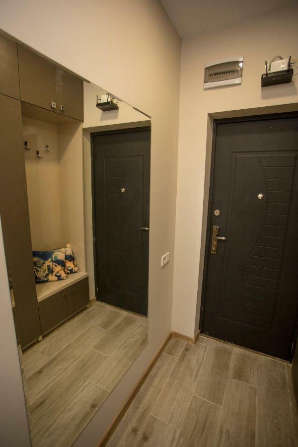 Nano'S Exclusive Fashionable Apartment Батуми Екстериор снимка